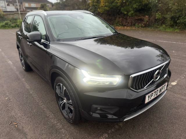 Volvo XC40 2.0 B4P Inscription Pro 5dr Auto Estate Petrol BLACK