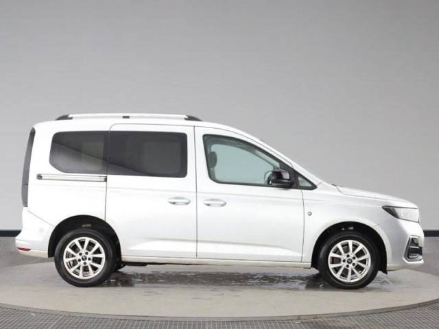 2022 Ford Tourneo Connect 2.0 EcoBlue Titanium 5dr