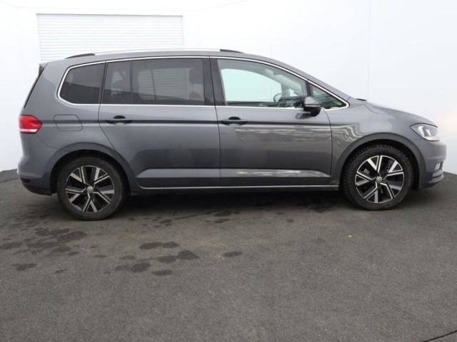 2020 Volkswagen Touran 1.5 TSI EVO R-Line 5dr