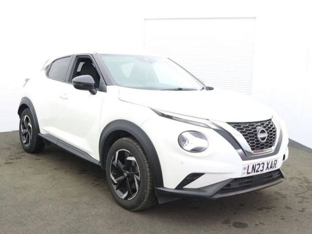 Nissan Juke 1.0 DiG-T 114 N-Connecta 5dr DCT Hatchback Petrol WHITE